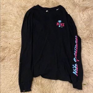 Nike men’s long sleeve